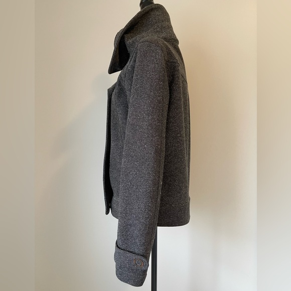 Lululemon ‘Audrey’ Tweed Jacket size 8 - Picture 7 of 7